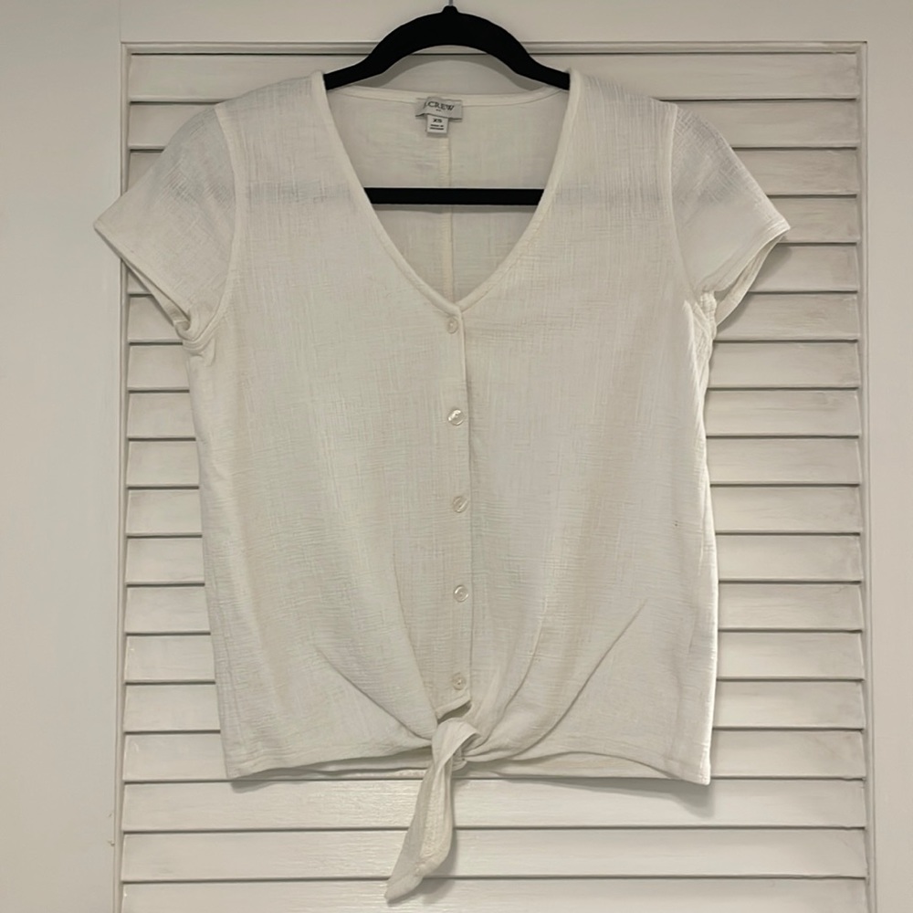 JCrew textured tie-front top; Size: XS; Color: White
